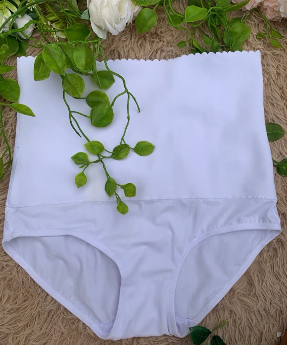Panties plus alto sin costura